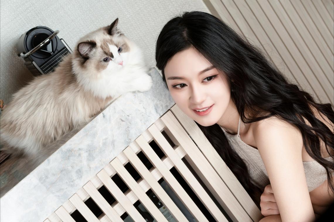 美国青年成都创业记：在“剩菜盲盒”里感受城市温度